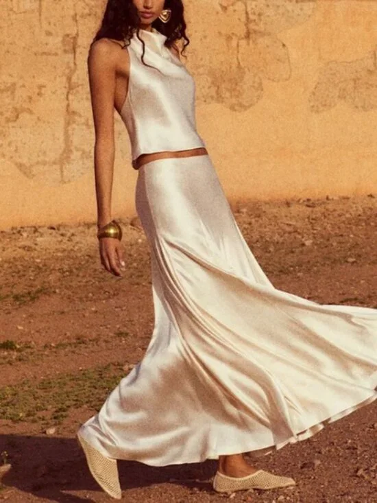 NEW NWT Reformation Sera Silk Two Piece - Picture 2 of 7